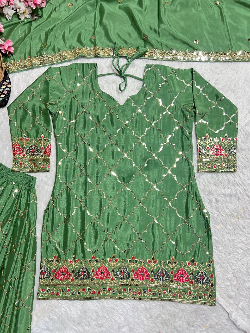 Bridal Sophistication: The Ivory Lattice Ceremonial Gharara